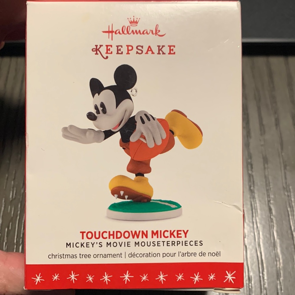 Hallmark Keepsake - Touchdown Mickey